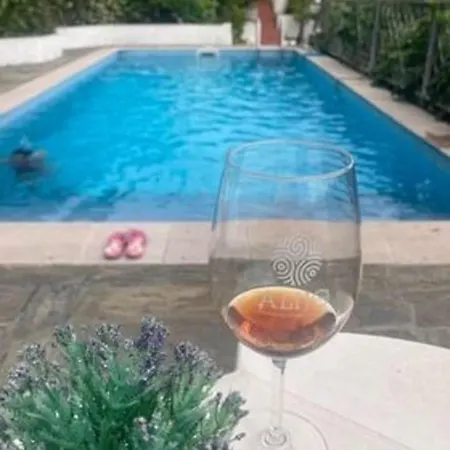 Сasa de vacaciones Casa De Completa Com Piscina Privada, Casa Do Vale - Douro, Independente, Vistas Deslumbrantes